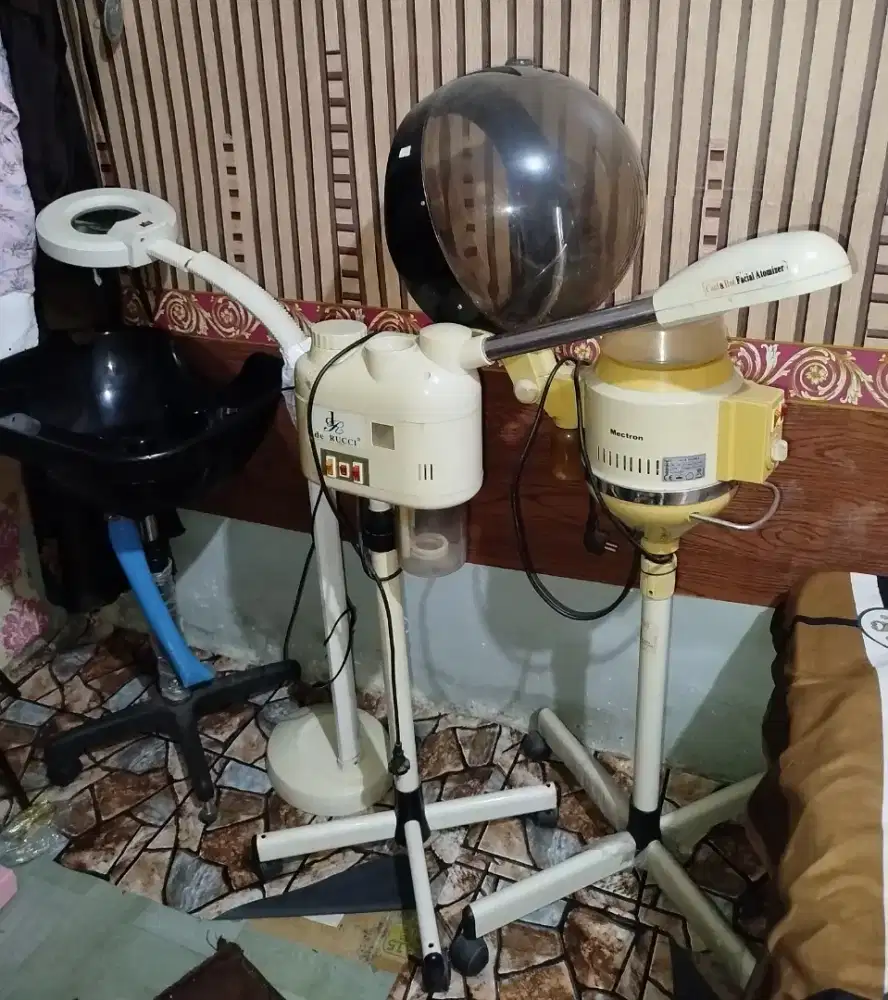 Alat salon msh sangat bagus jarang pakai