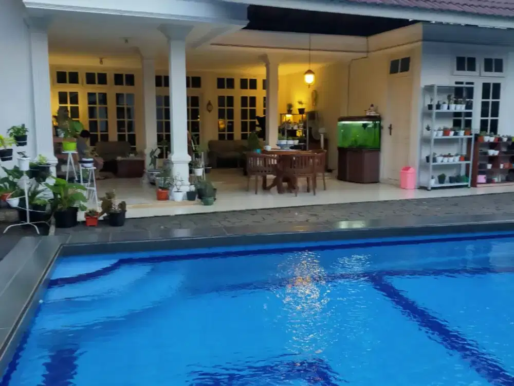 Rumah Classy di Jakarta Selatan - PR 15434