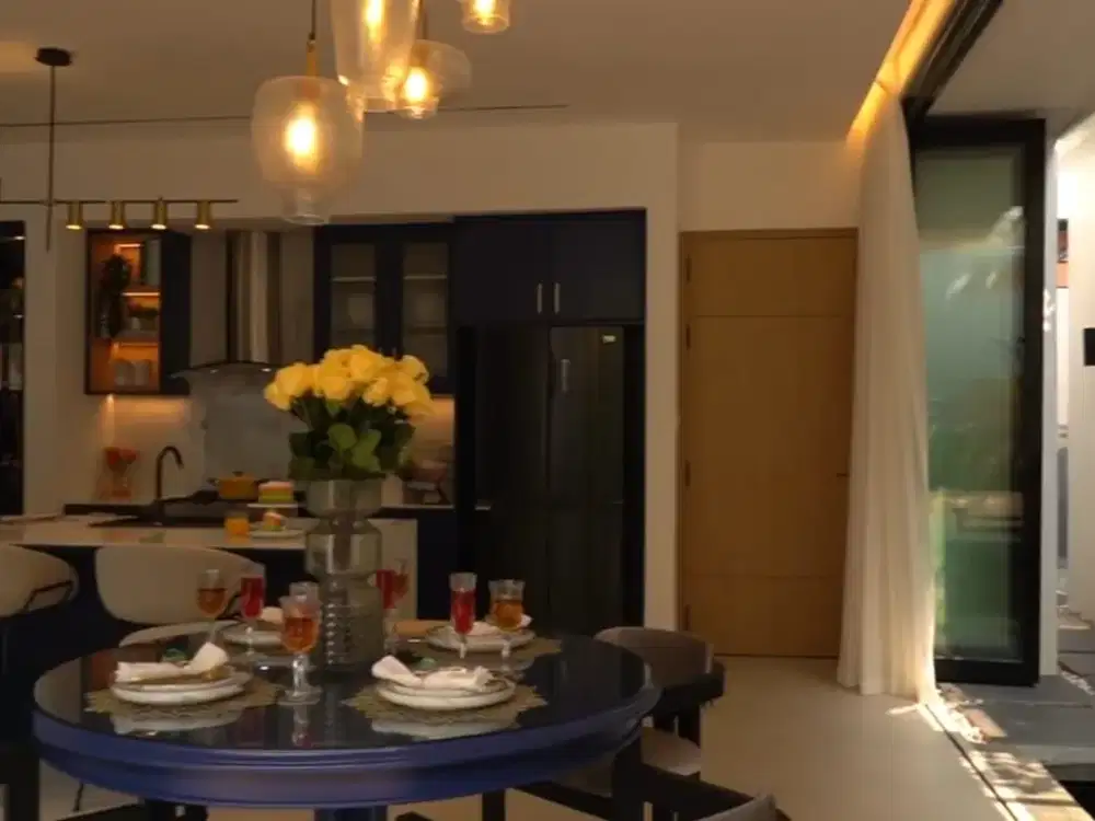 DIJUAL RUMAH DI PERMATA HIJAU, JAKARTA SELATAN!