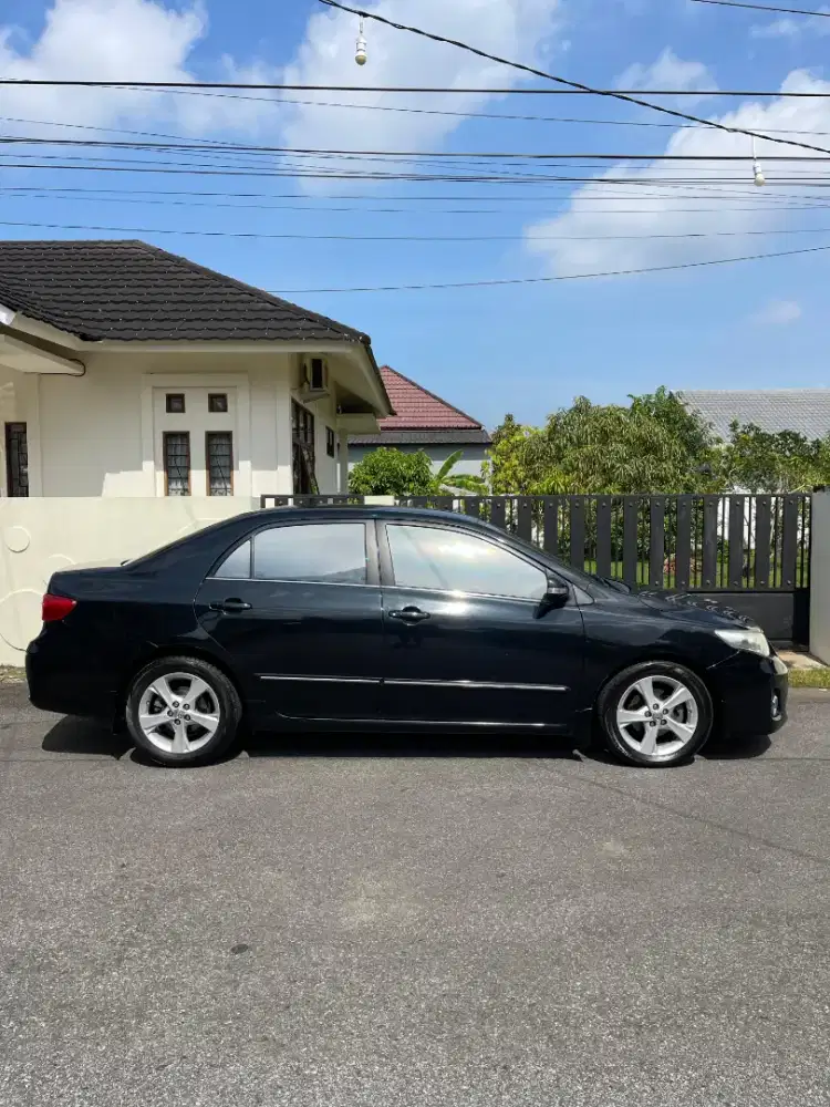 Altis G AT mobil rumahan