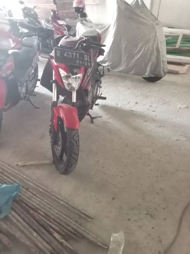 Vixion new jual cpt lagi bu, motor masih normal, kelisttikan aman