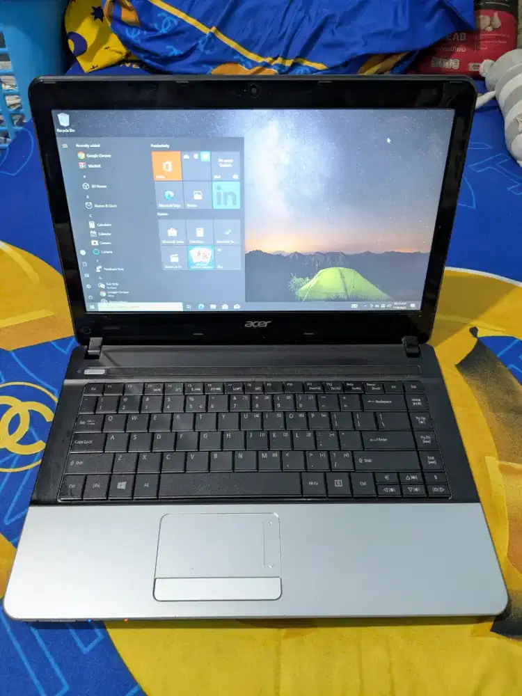 Laptop Acer Aspire E1-421 Ram 4 Normalan Tinggal Pake Aja