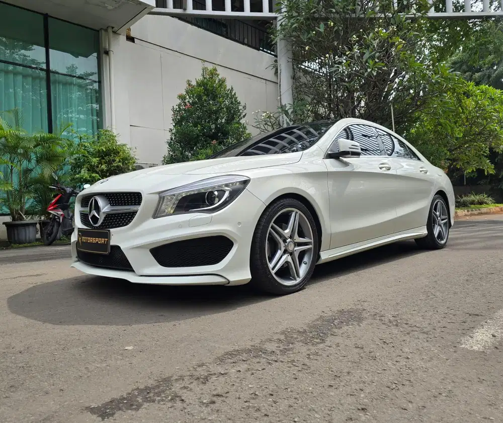 Mercedes Benz CLA200 AMG 2014 Low KM Record Mercy cla 200