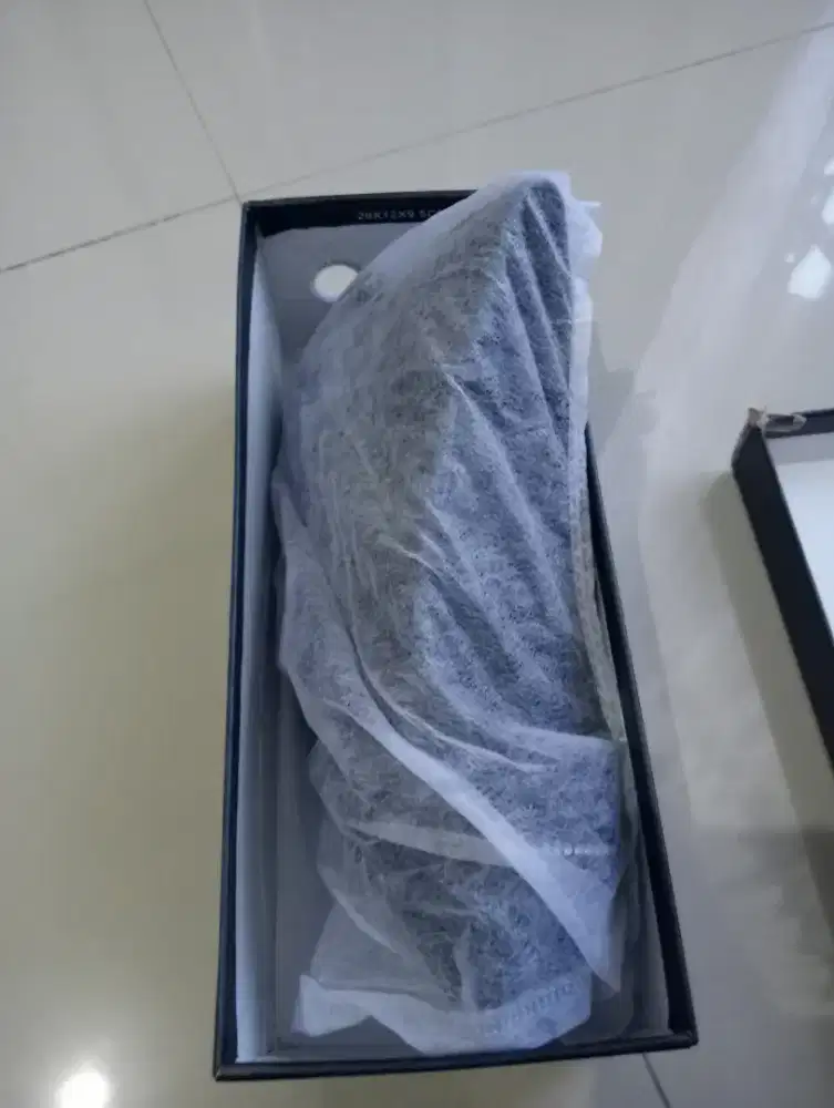 Sepatu 39 kaki panjang