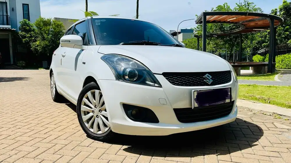Suzuki Swift 2015 Bensin