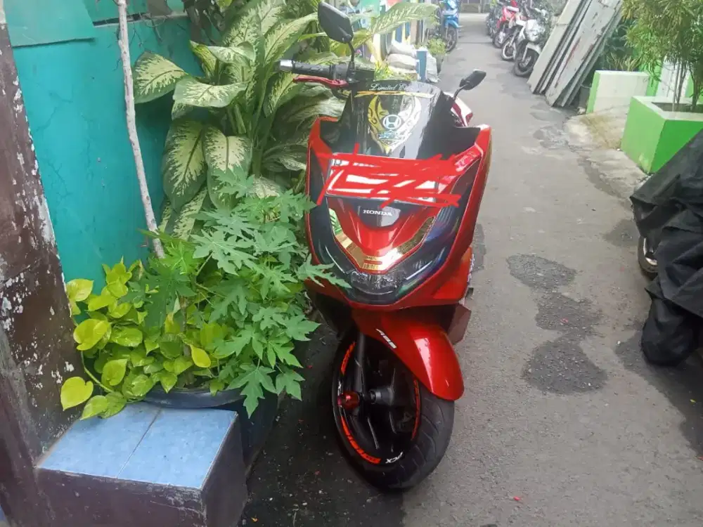 Honda PCX CBS tahun 2024