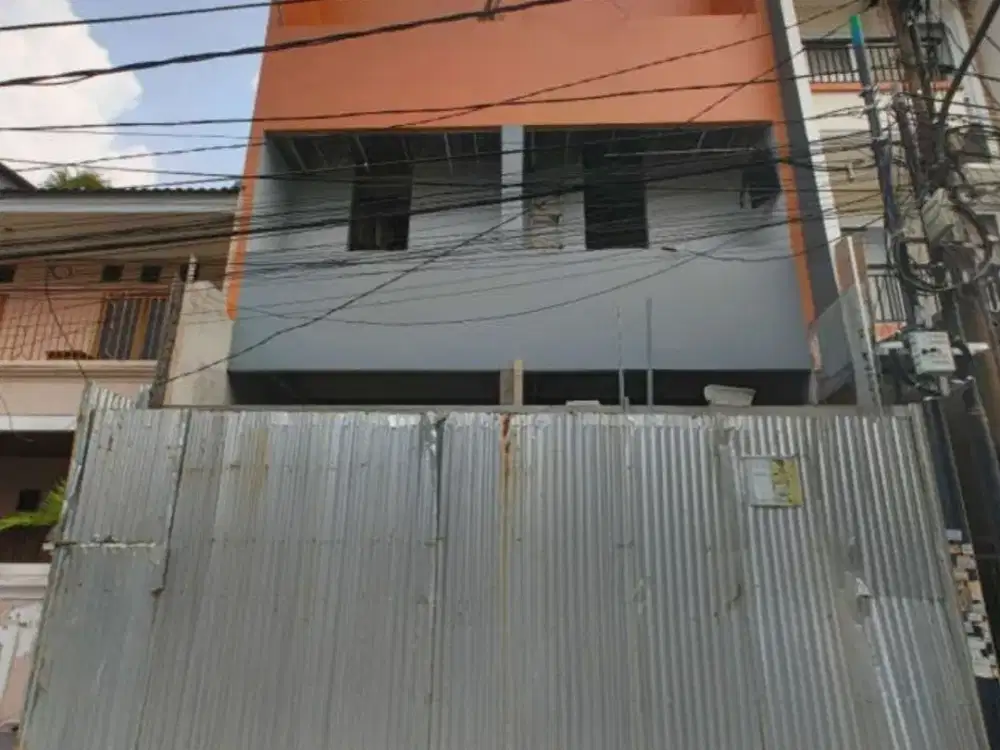Dijual rumah baru 3 lantai tanjung duren Jakarta Barat