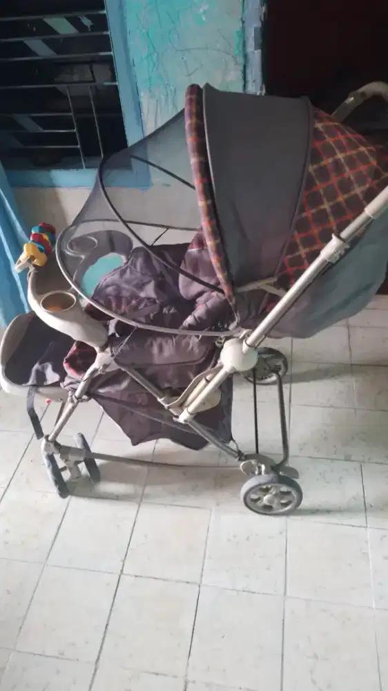 Dijual stoller baby does