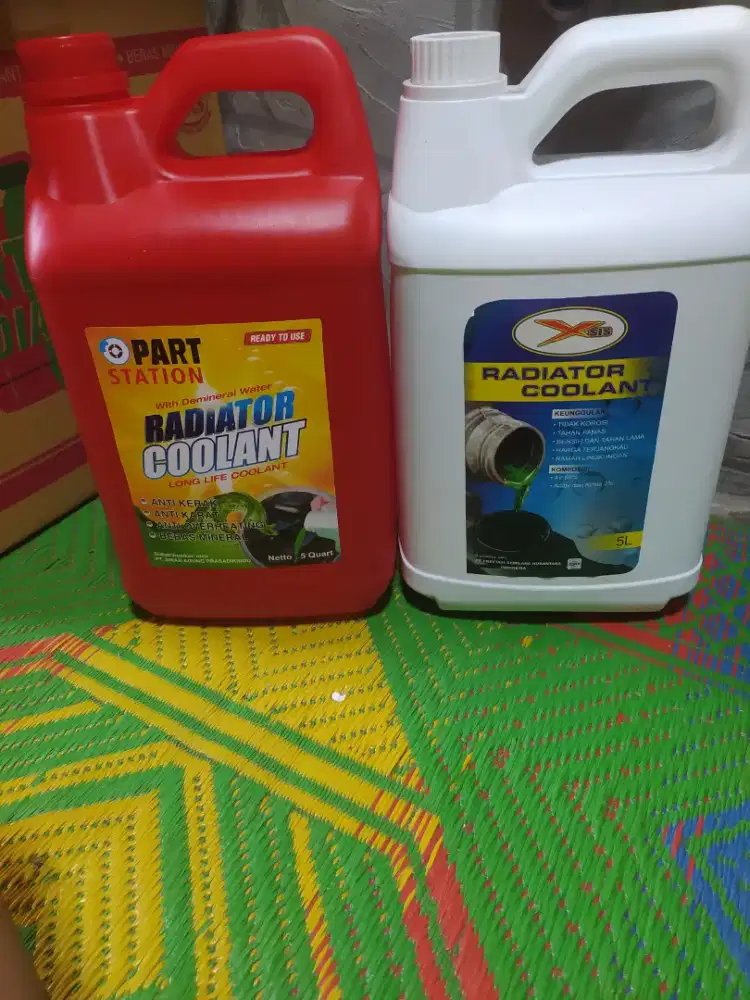 Air radiator mobil dan motor