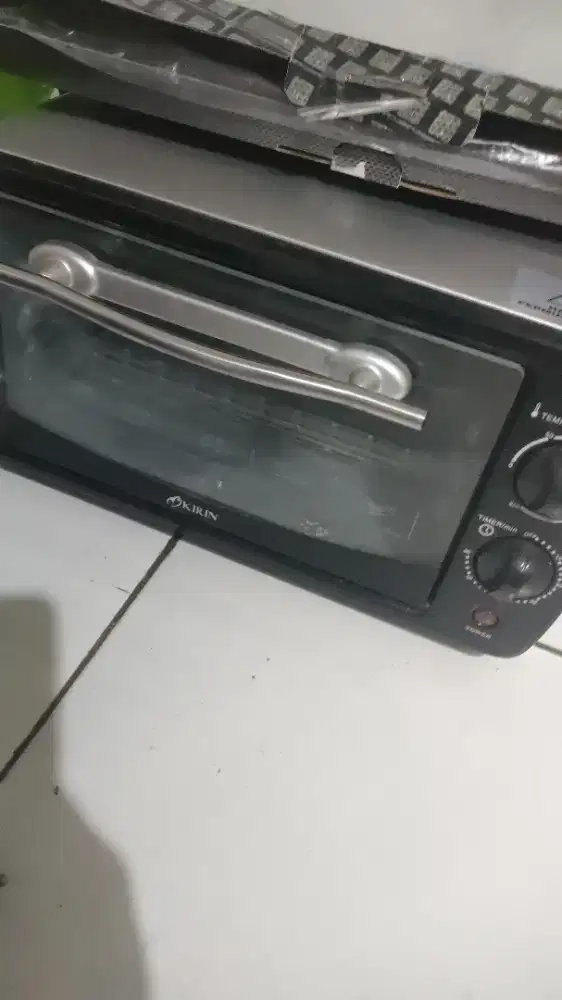 Oven makanan merk kirin