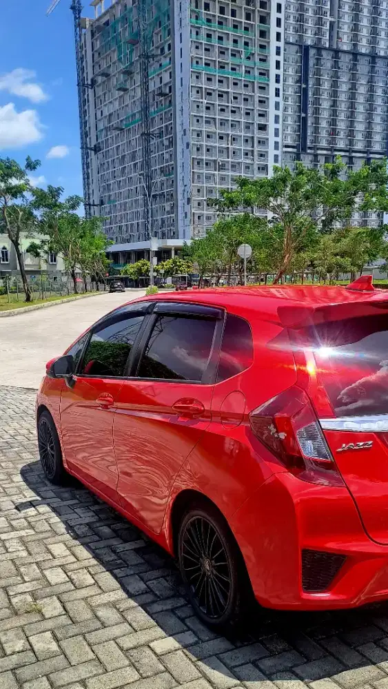Mobil Jazz murah