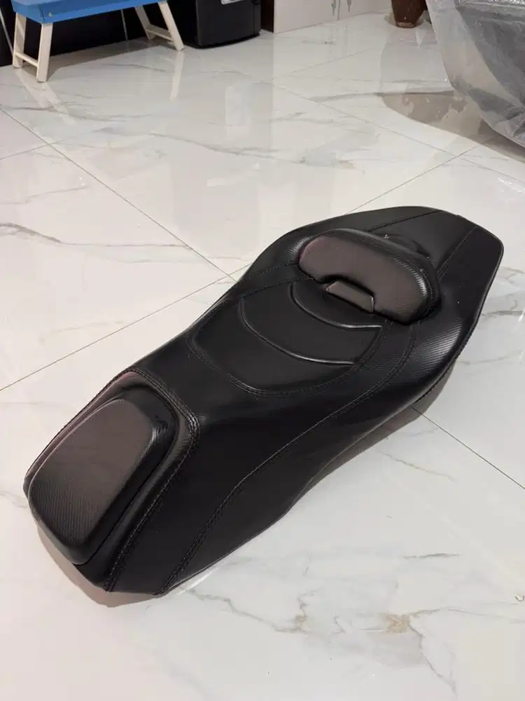 jok motor honda adv 150