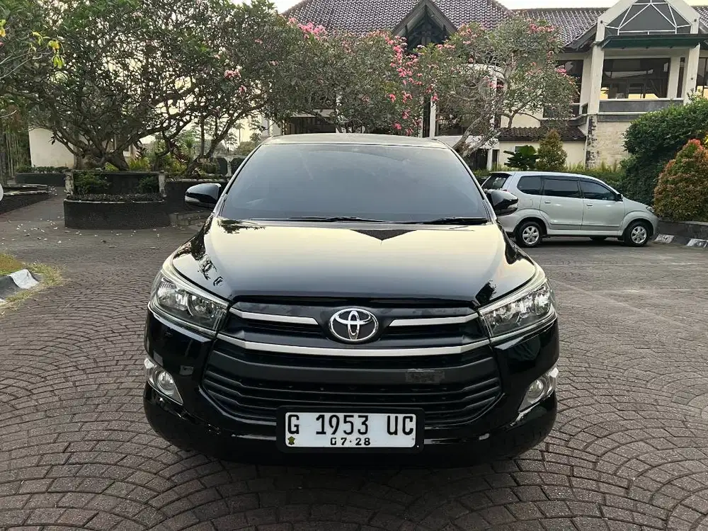 Toyota Innova reborn 2.4 G Automatic 2017