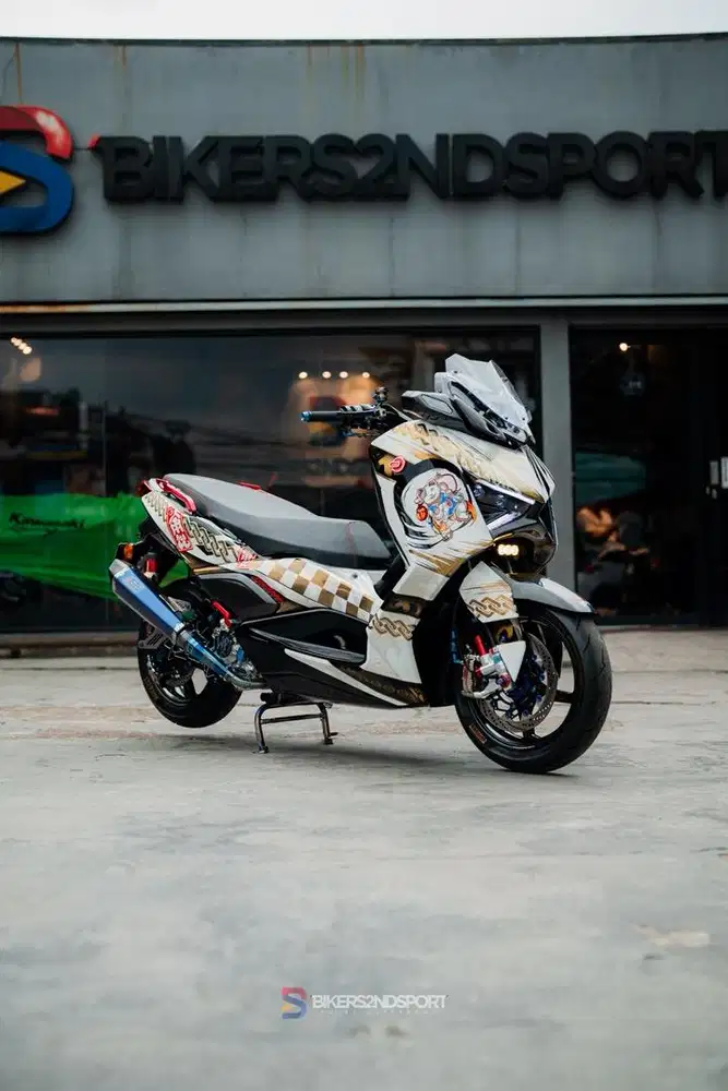 YAMAHA XMAX CONNECTED 2023