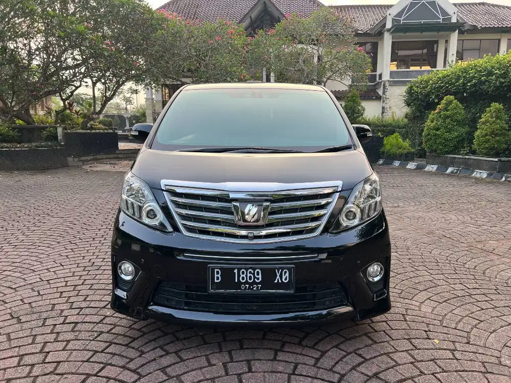 Toyota Alphard 2.5 S premium sound AT 2012 pilot seat