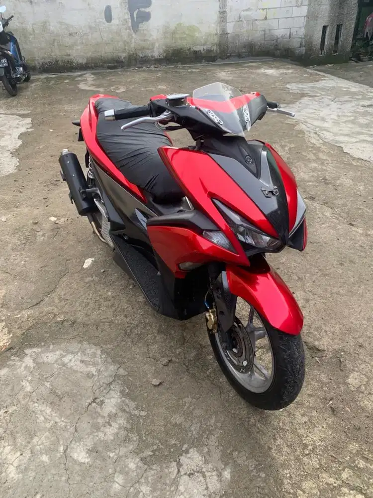 Yamaha aerox 2018 siap pakai surat lengkap