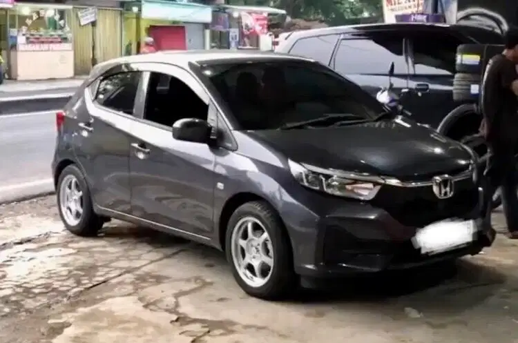 Honda Brio 2024 e cvt 1.2