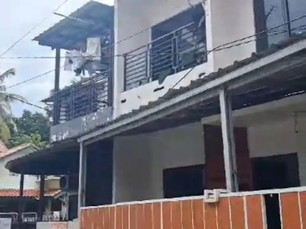 Jual Rumah Tingkat di Cinere jl guntur depan kampus upn