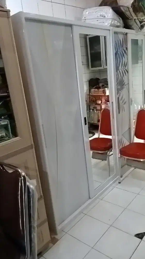 Lemari pakaian besi 2 pintu sliding jumbo 120 cm modern