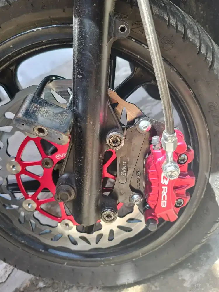 Juat beat butuh dana