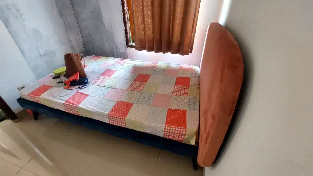 Rangka Kasur dan Kasur Informa