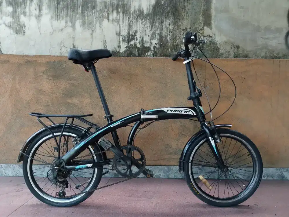 Sepeda lipat pacific