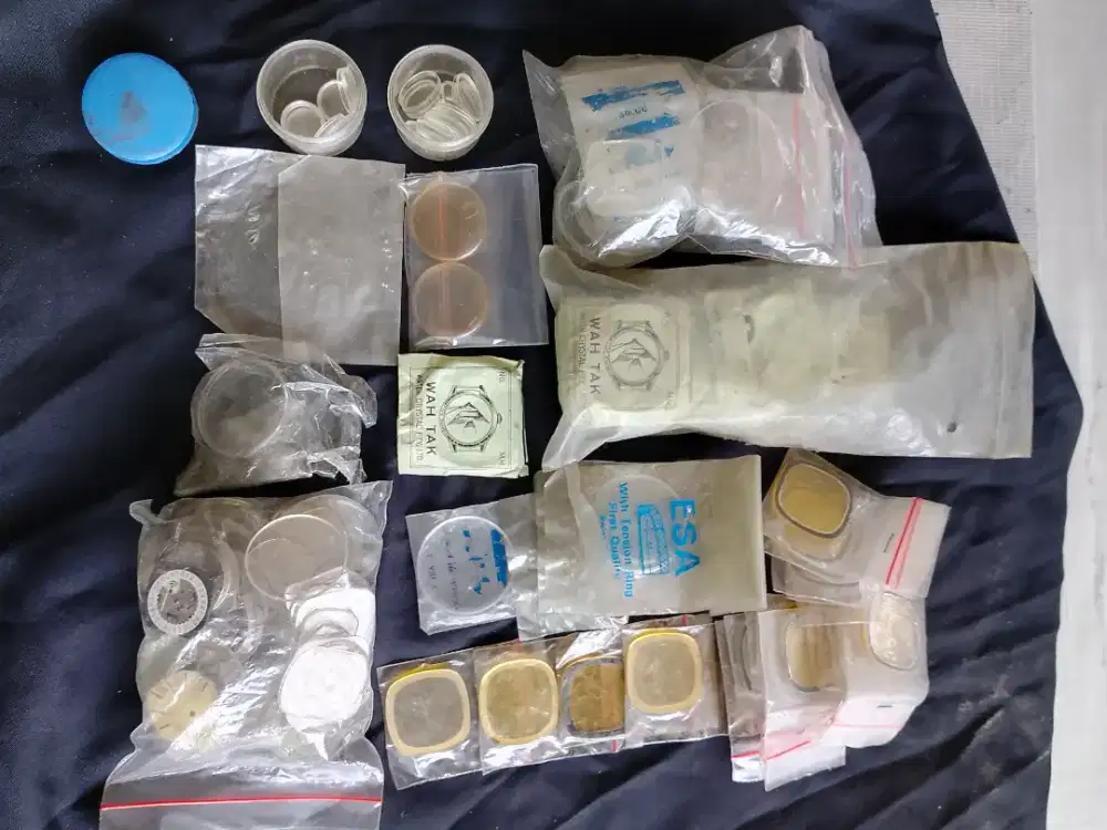 Kaca mika crystal jam tangan