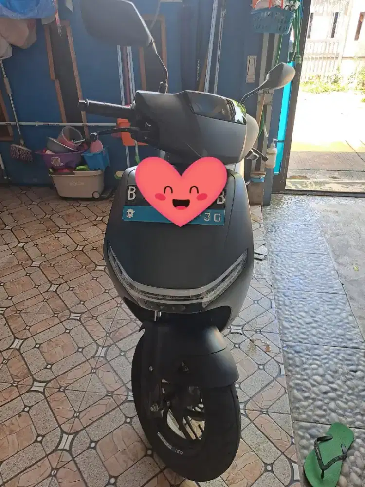 Honda Cuv standart Hitam 2025