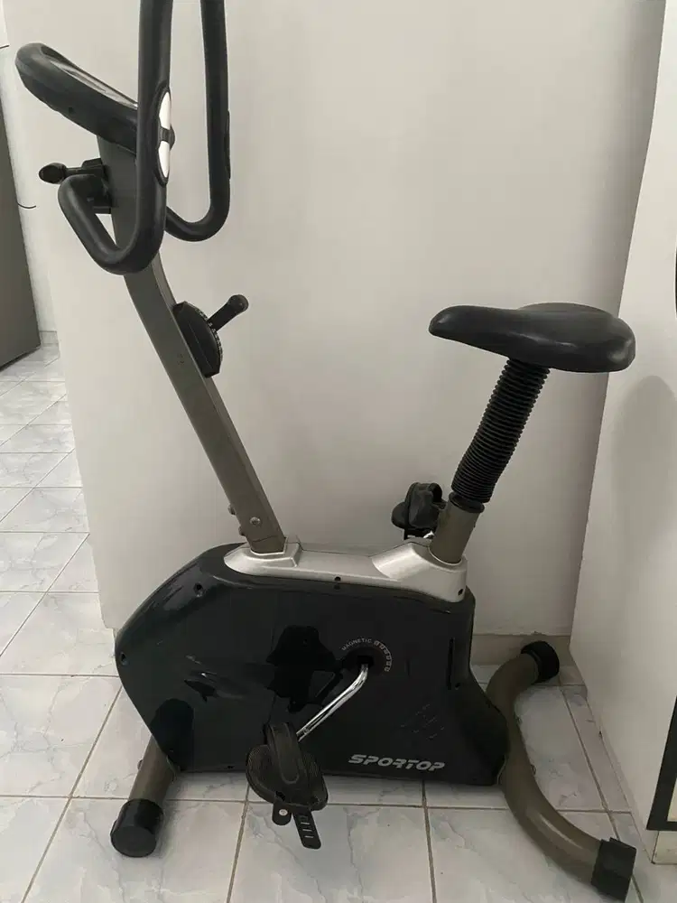 Sepeda statis magnet