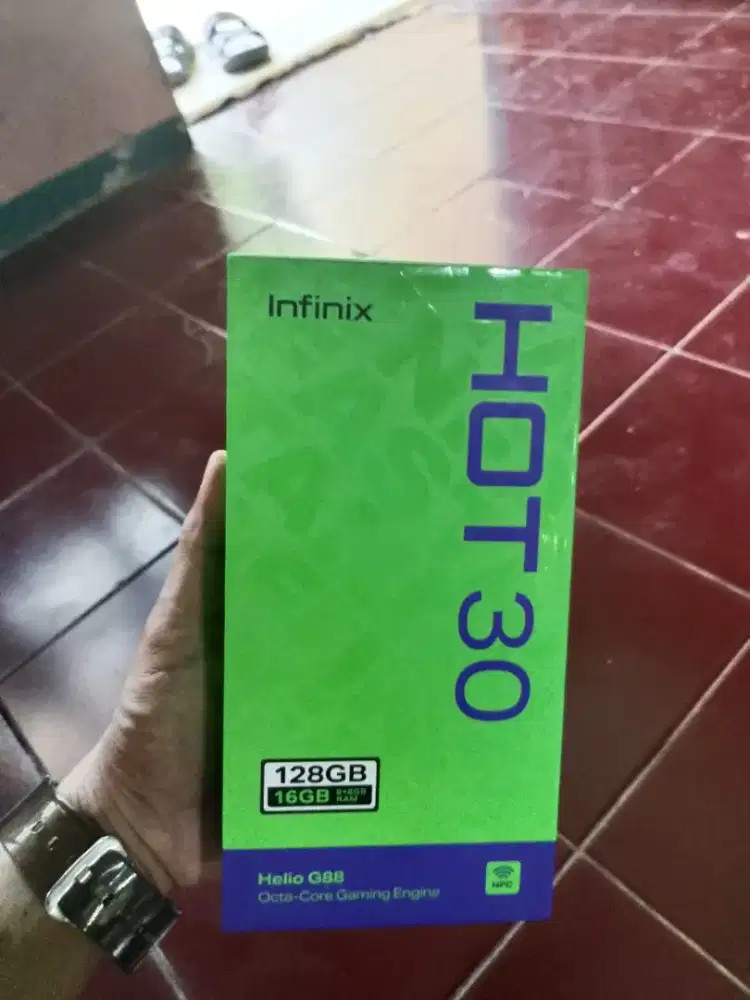 Infinix hot 30 nfc 8/128