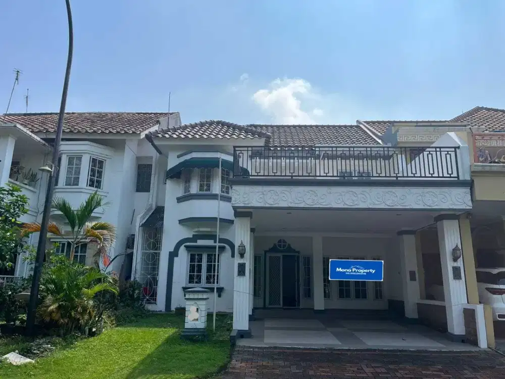 Jual Cepat Rumah Baru Renov Dua Lantai Depan Taman Kota Wisata