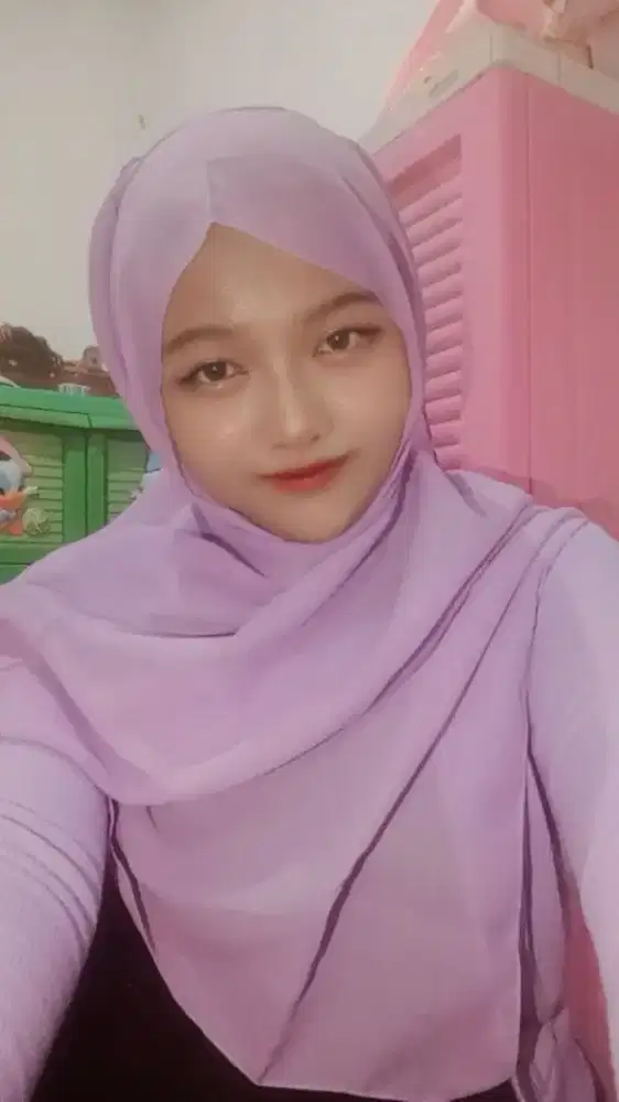 Mencari pekerjaan spg/cashier/barista