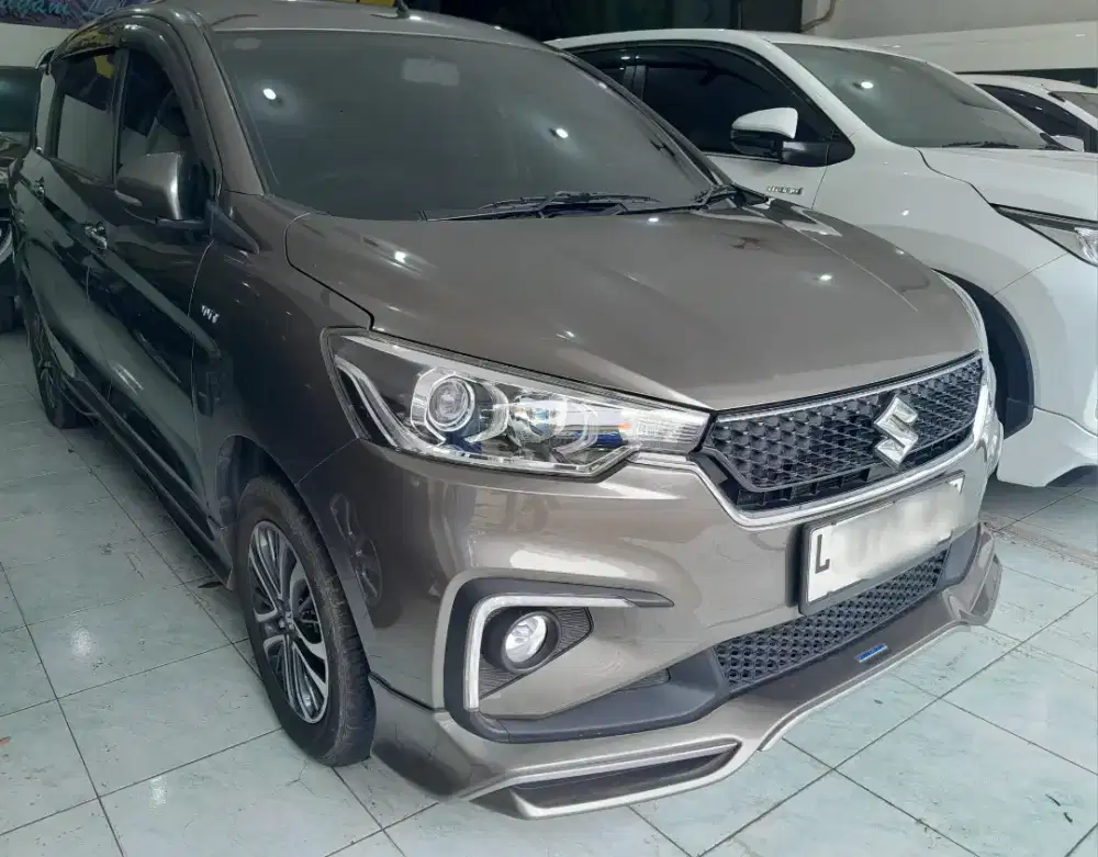Suzuki Ertiga GT Sport Hybrid 2023 Abu-abu Automatic