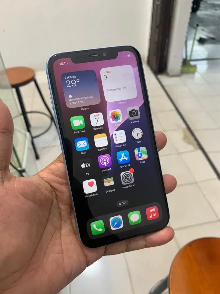 Iphone xr mulus lengkap kotak