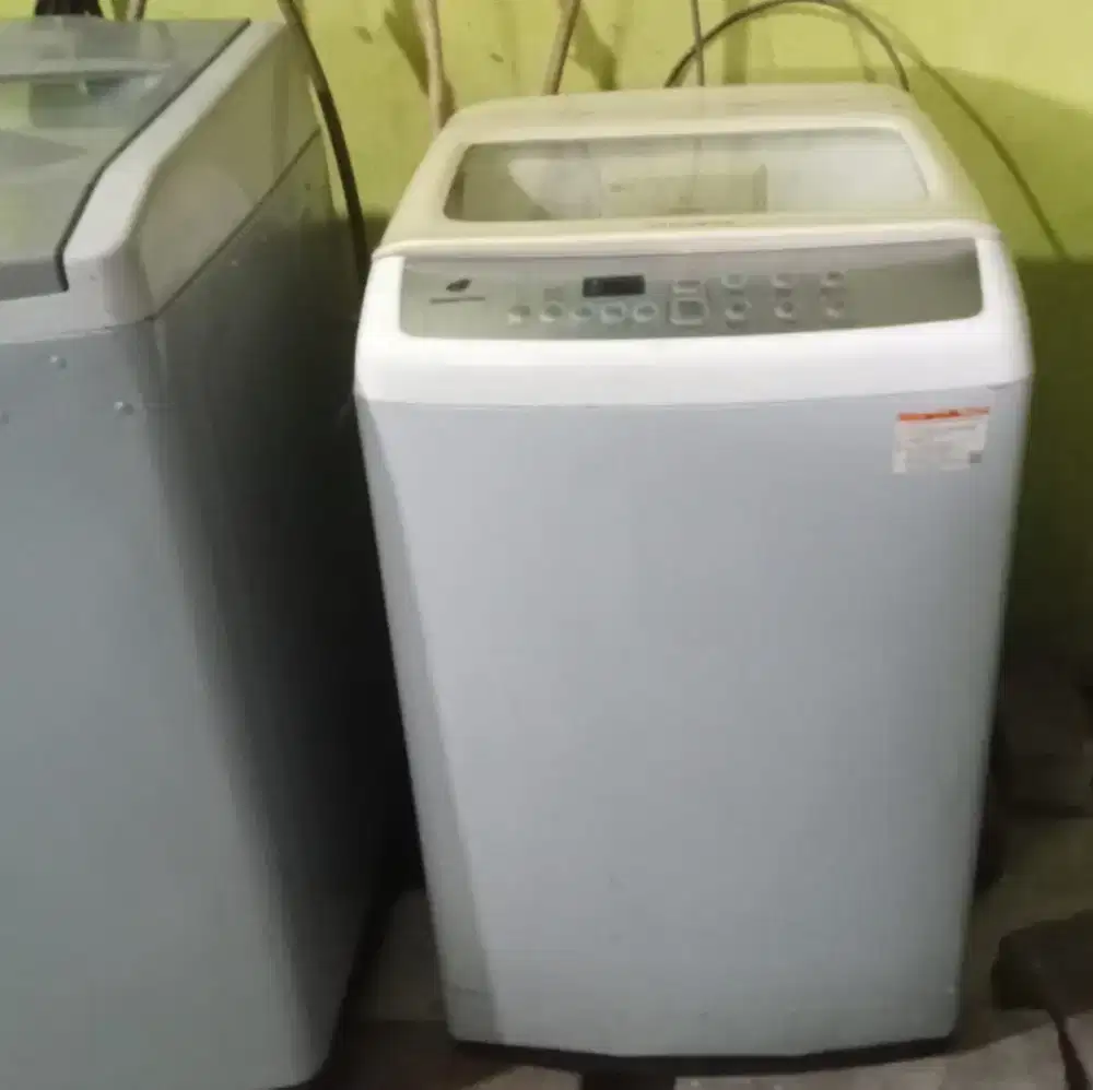 Mesin cuci Samsung 8kg GARANSI full