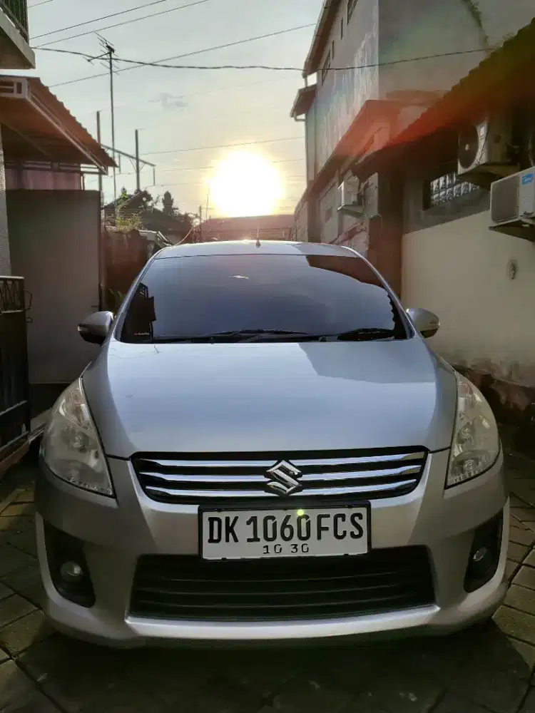 Suzuki Ertiga GL 2013 Silver M/T