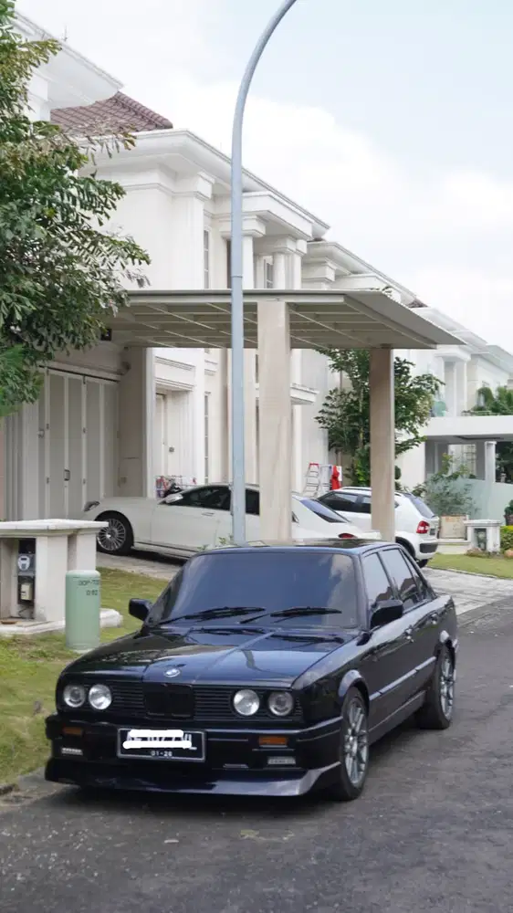 BMW 318i 1991 Bensin