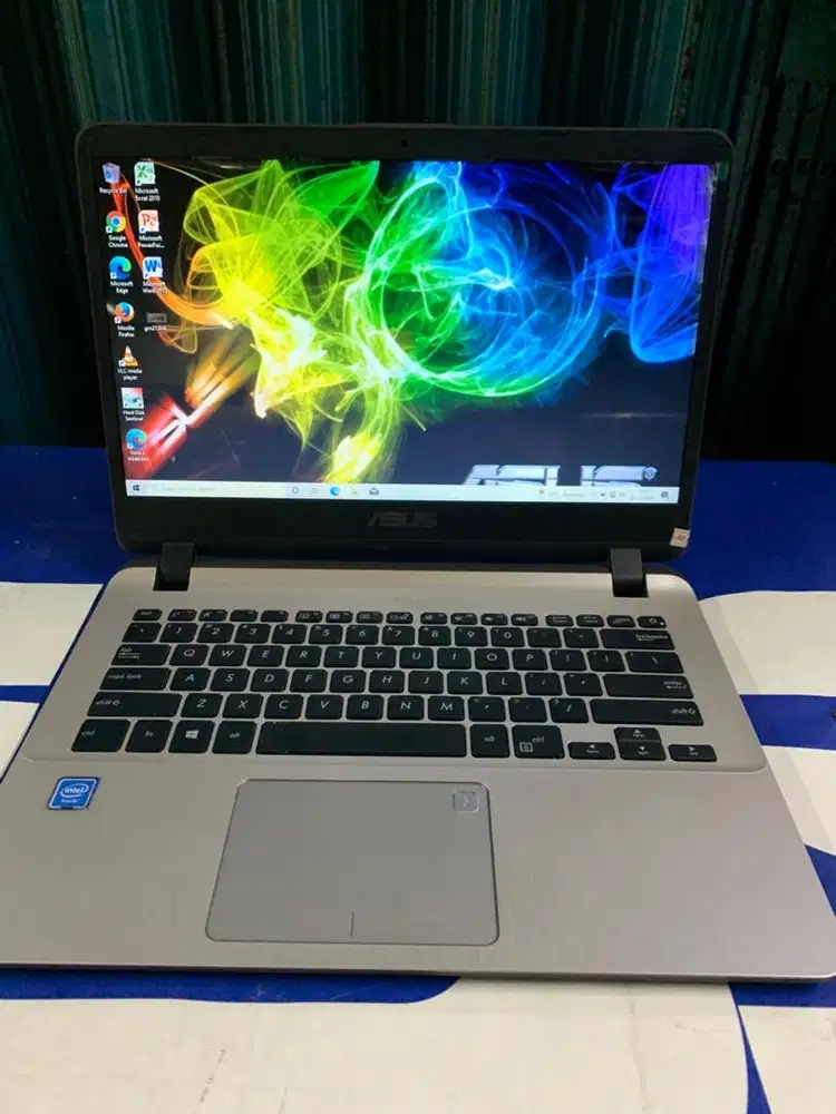Laptop Asus vivook x407ma