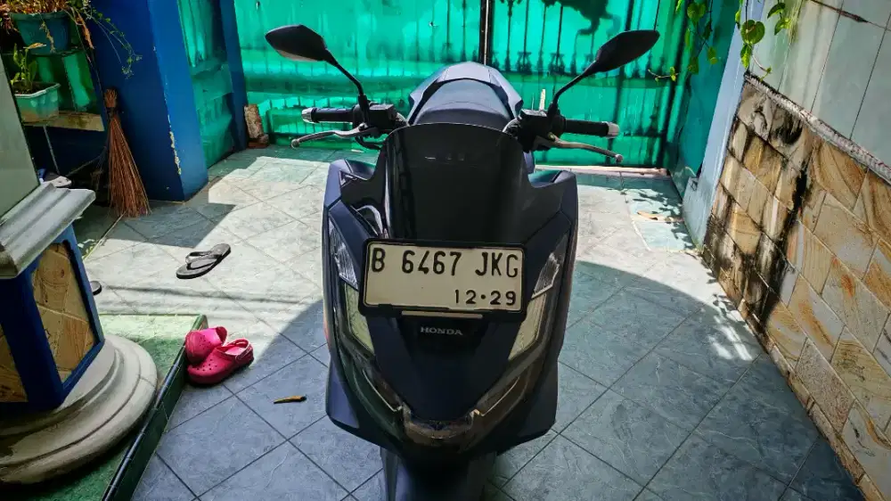 Dijual motor pcx cbs 160 tahun 2024