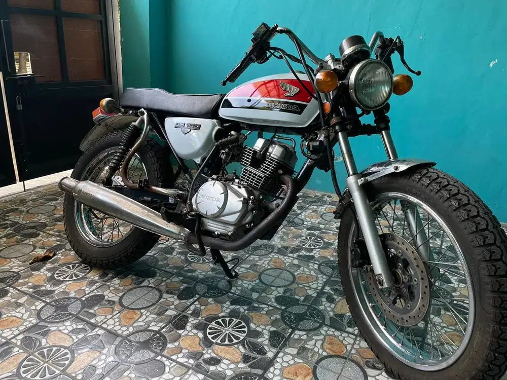 custom cb 100 british