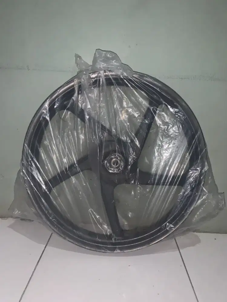 Velg depan motor beat original pabrik copotan