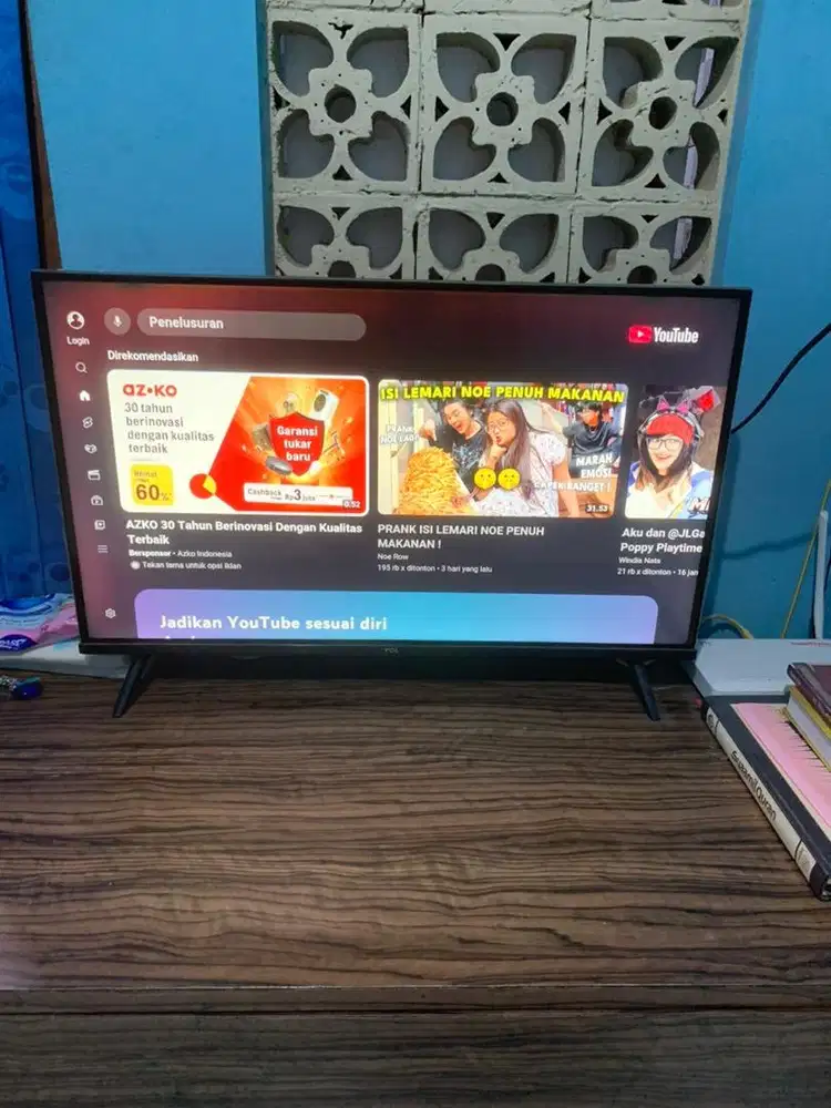 TV TCL 32 inch masih lengkap ada kardus