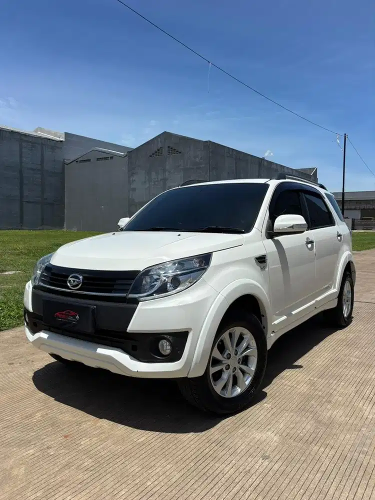 Daihatsu Terios 1.5 R 2017 Manual ( Putih Metalik )