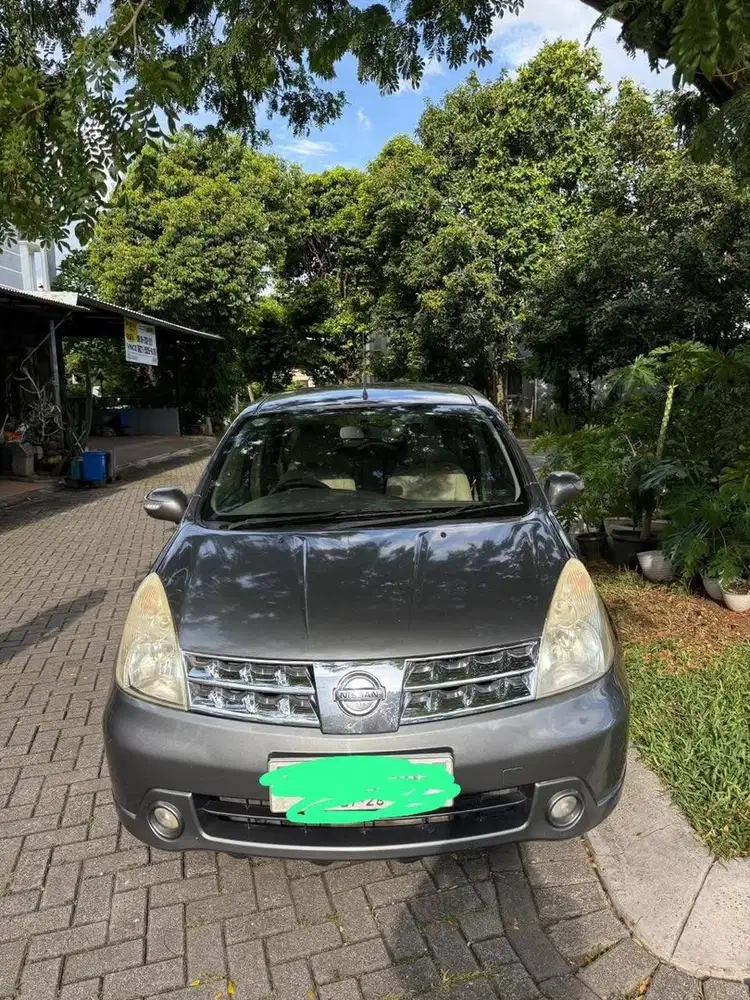 Nissan Grand livina 2009 Bensin