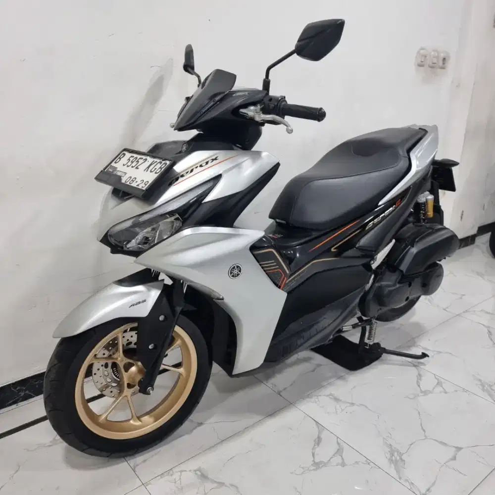 Yamaha New Aerox S 155 ABS Keyless 2024 bln 8 Gress km rendah