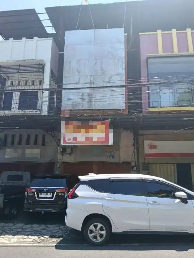 Ruko 3LT Jalan Utama Teling sangat Strategis