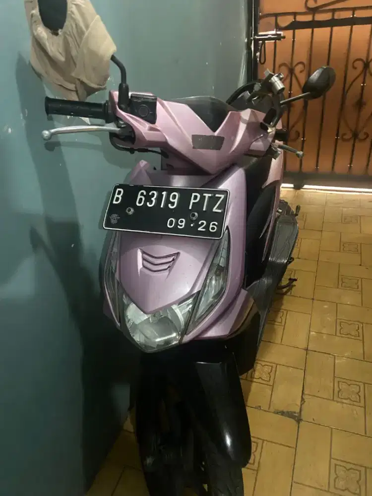 Di jual Motor Honda Beat karbu th.2011