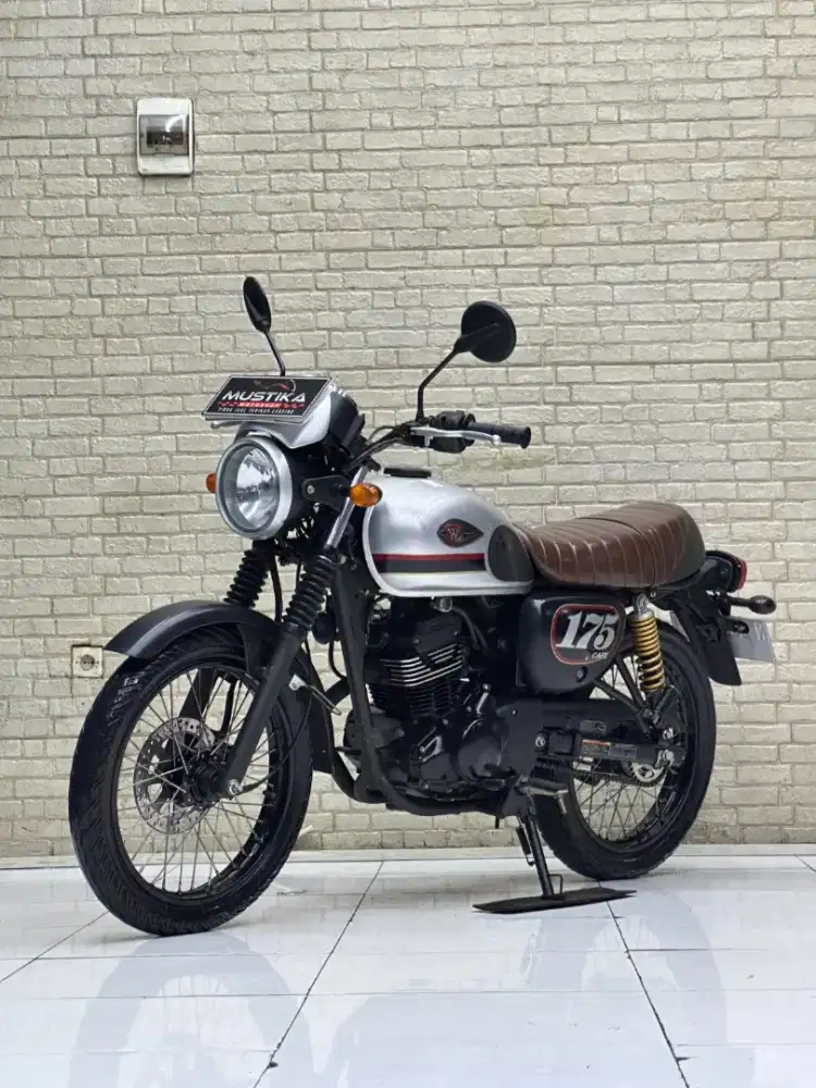 TERMURAH‼️ Kawasaki W175 Caferacer 2020 Silver - Mustika motoshop