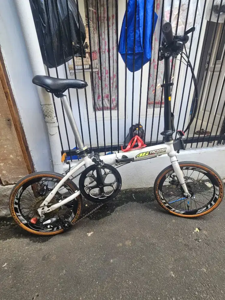 Sepeda Lipat 10 Speed Suara Jangkrik