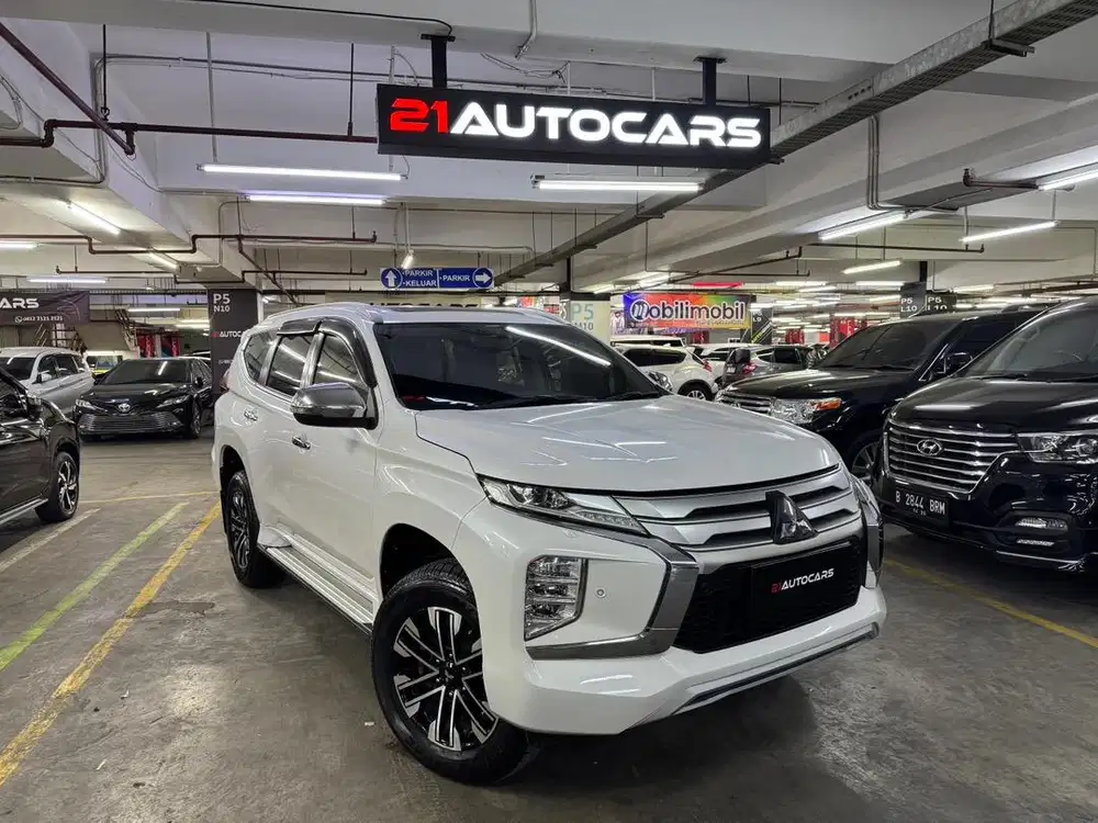 MITSUBISHI PAJERO SPORT DAKAR 2.4 AT 2021 (ISTIMEWAH) PUTIH